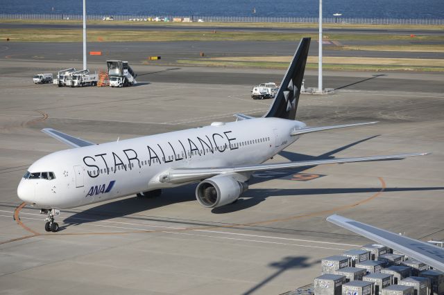 BOEING 767-300 (JA614A) - November 17th 2018:KMJ-HND