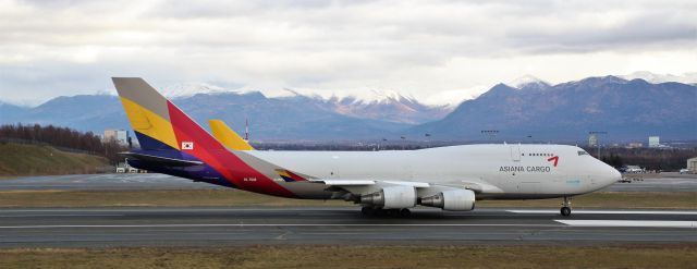 Boeing 747-400 (HL7618)