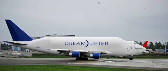 Boeing 747-400 (N747BC) - Boeings 747-4LCF Dreamlifter Taxing To 16R at Paine Field Destined for Charleston Air Force Base.