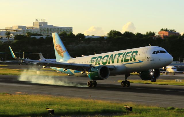 Airbus A320neo (N396FR)