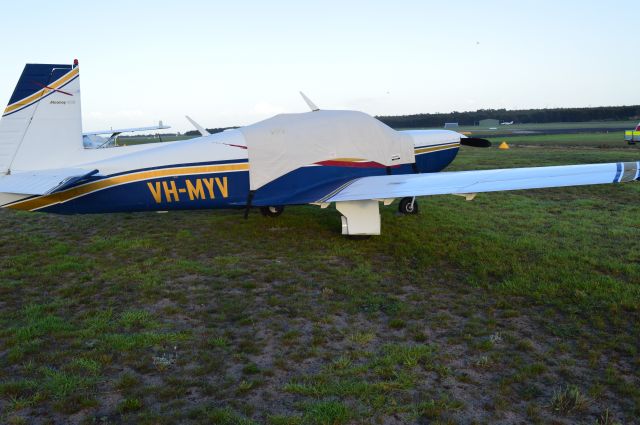 Mooney M-20 (VH-MYV) - VH-MYV at YFLI, March 2016