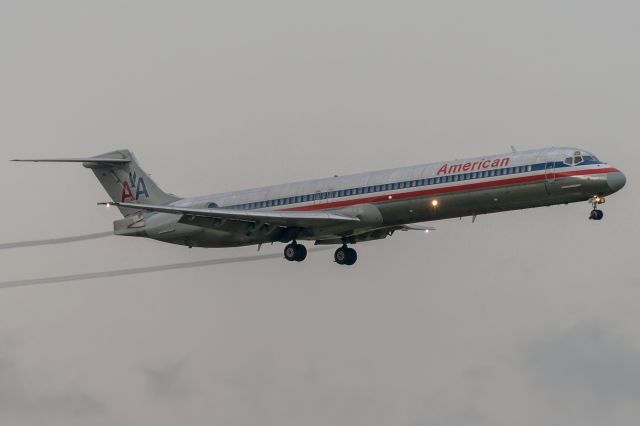 McDonnell Douglas MD-80 (N972TW)