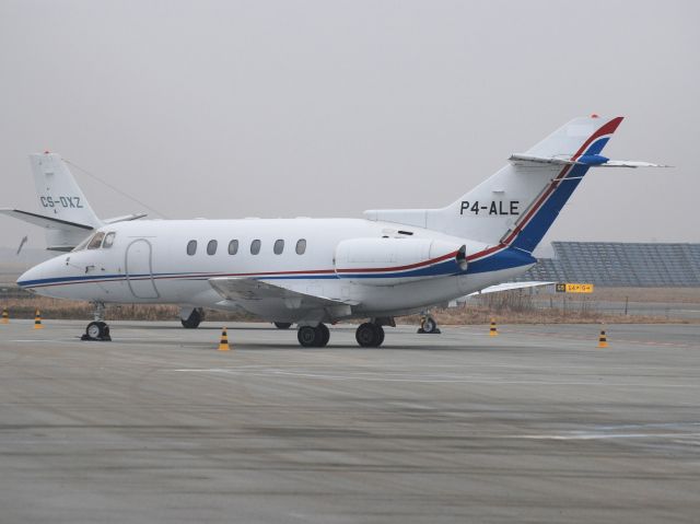 Hawker 800 (P4-ALE) - Parked