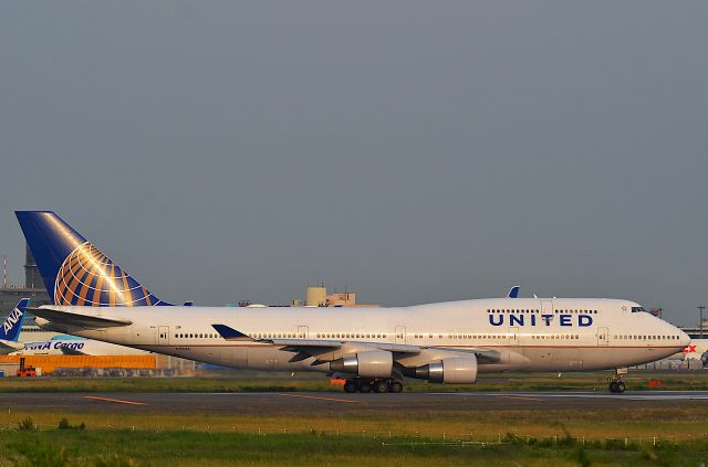 Boeing 747-400 (N116UA) - I took this picture on May 30, 2017.