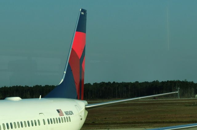Boeing 737-900 (N806DN)
