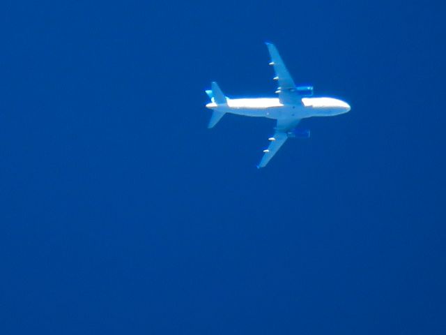 Airbus A319 (N876UA)