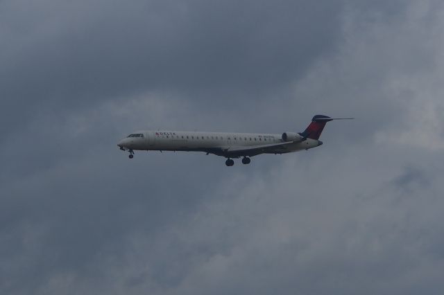 Canadair Regional Jet CRJ-900 (N307PQ)