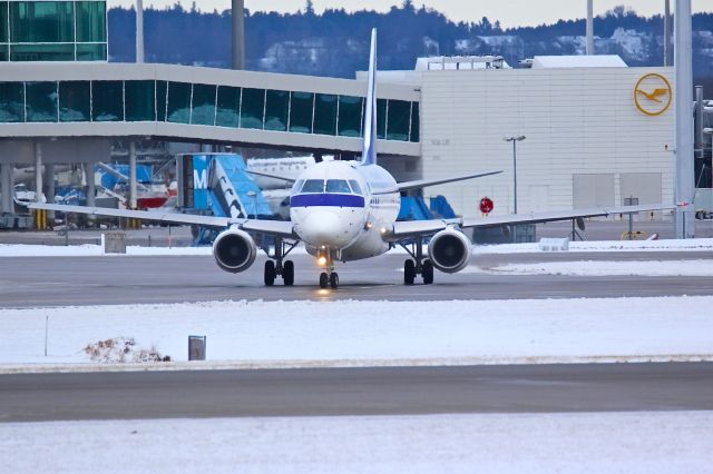 EMBRAER 175 (long wing) (SP-LII)