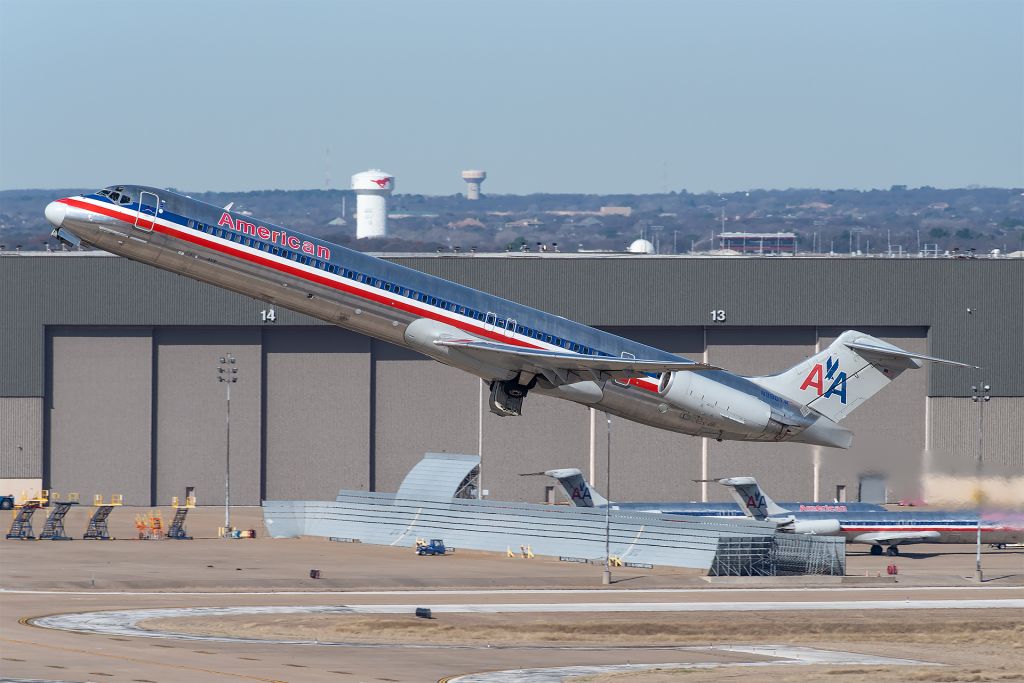 McDonnell Douglas MD-83 (N980TW) - AAL1566 to Oklahoma City departing runway 18L at Dallas/Fort Worth International Airport.