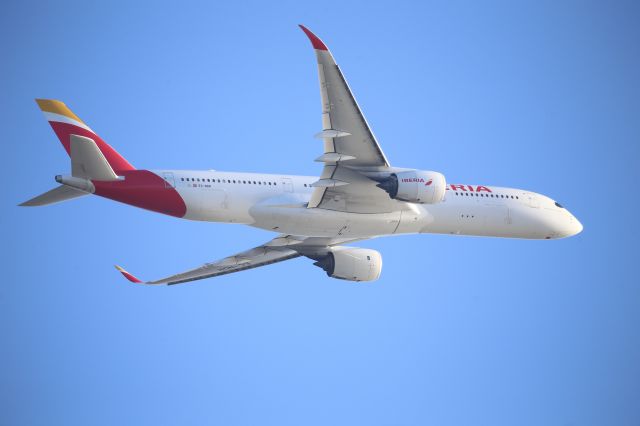 Airbus A350-900 (EC-NDR)