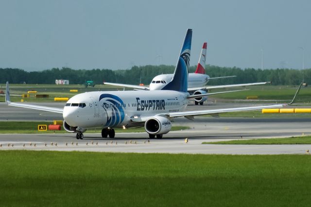 Boeing 737-700 (SU-GDY)