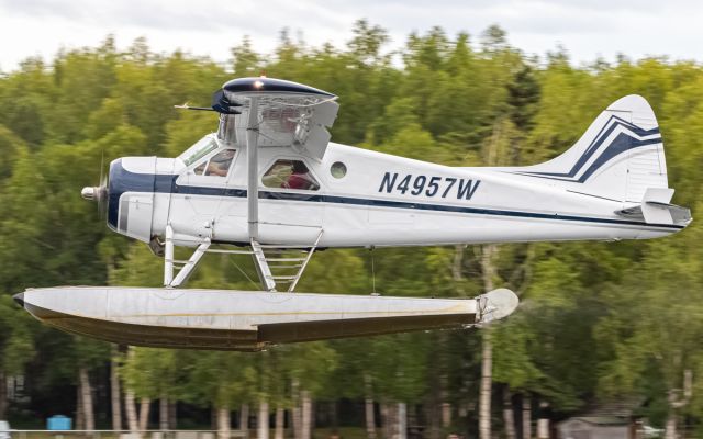 De Havilland Canada DHC-2 Mk1 Beaver (N4957W)