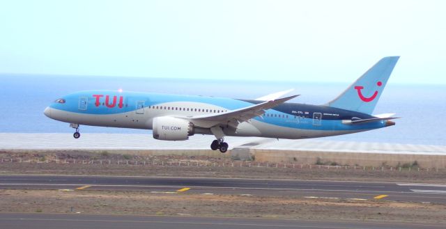 Boeing 787-8 (PH-TFL)