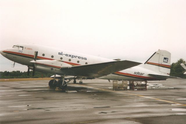 Douglas DC-3 (N96BF) - Seen here in Aug-94.br /br /Written off 15-Dec-94 at FNLB. Registration cancelled 1-Jul-13.