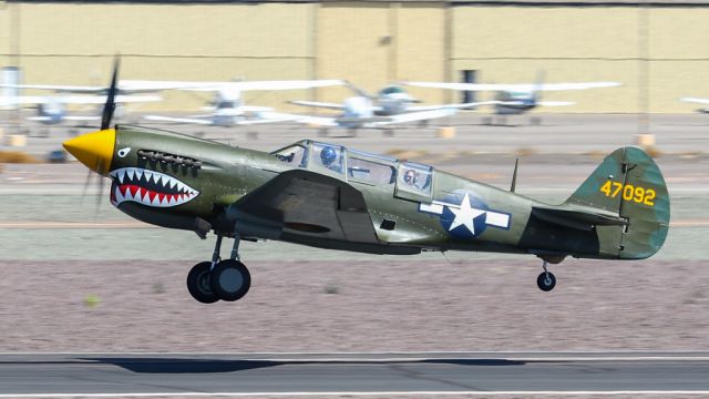 THUNDER WINGS Curtiss P-40 (N293FR)