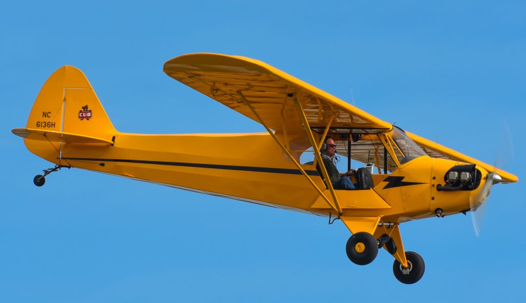 Piper NE Cub (N6138H) - Short final RWY 23