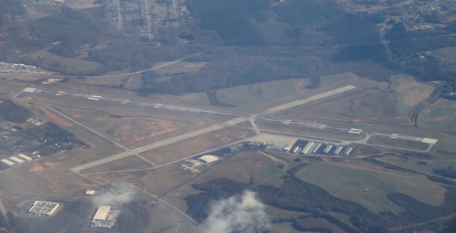 — — - Flying over Anderson Regional Airport enroute from ATL to GSP.  There is a DC-9 parked at the FBO.