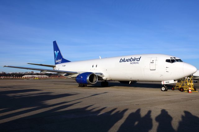 Boeing 737-700 (TF-BBM)
