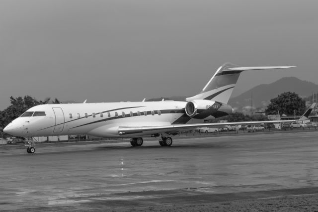 Bombardier Global Express (PS-MAK)