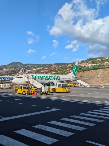 Boeing 737-800 (PH-HXN) - Arrival at the gate LPMA Transavia B737-8K2 cn63623 13 okt 24