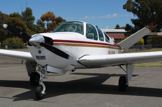 Beechcraft 35 Bonanza (VH-KWK)