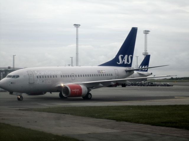 BOEING 737-600 (LN-RRP)