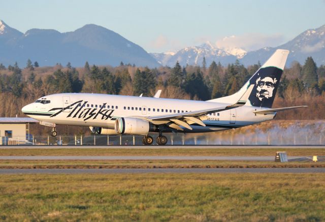 Boeing 737-700 (N617AS)