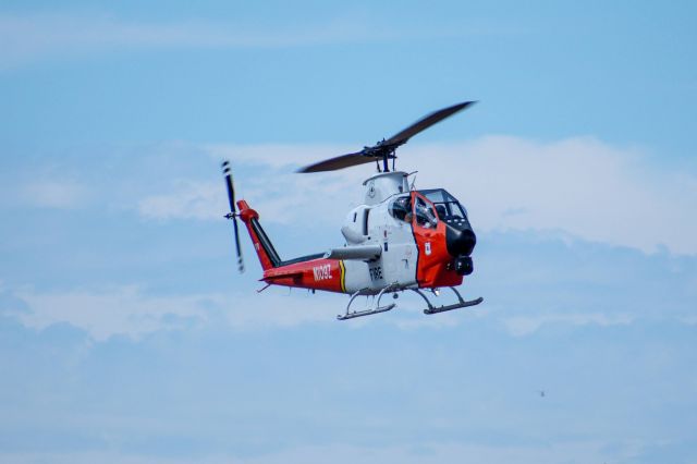 Bell TH-1S HueyCobra (N109Z) - Working the Loyalton Fire north of Truckee, CA - August 16, 2020