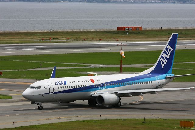 Boeing 737-800 (JA55AN)