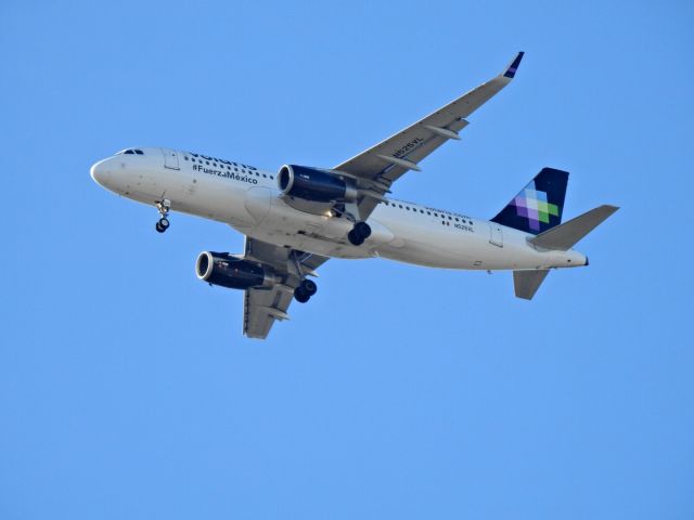 Airbus A320 (N525VL)