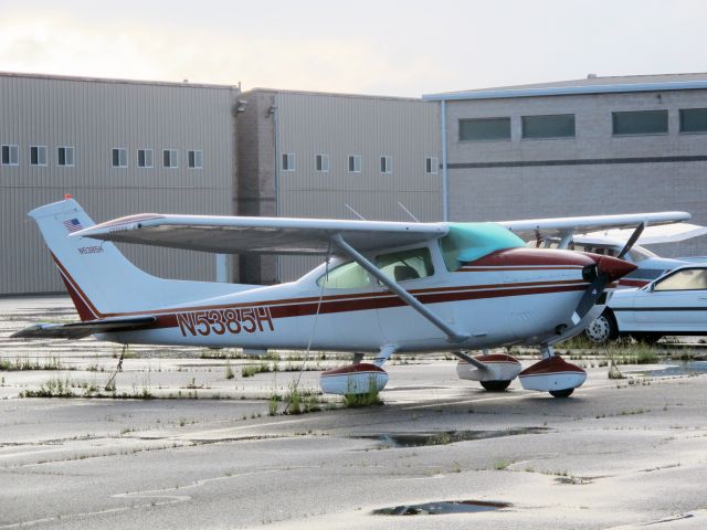 Cessna Skylane (N5385H)