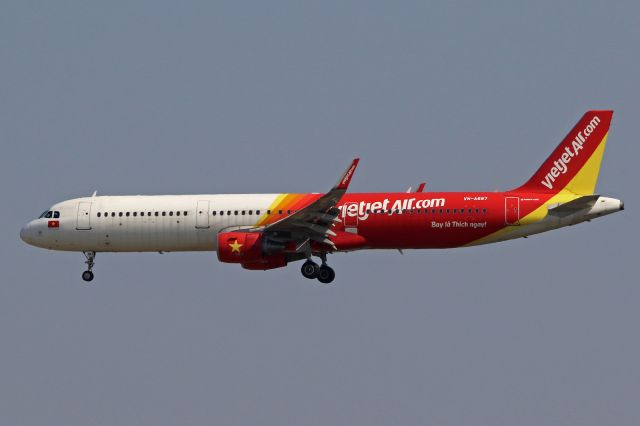 VN-A687 —