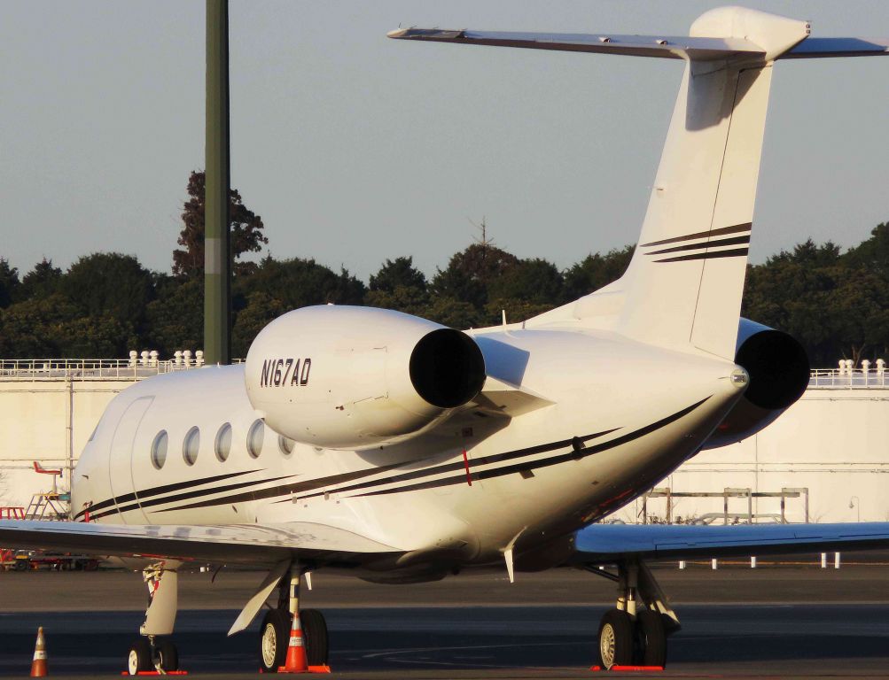Gulfstream Aerospace Gulfstream IV (N167AD) - I take a picture on Feb 8, 2017.