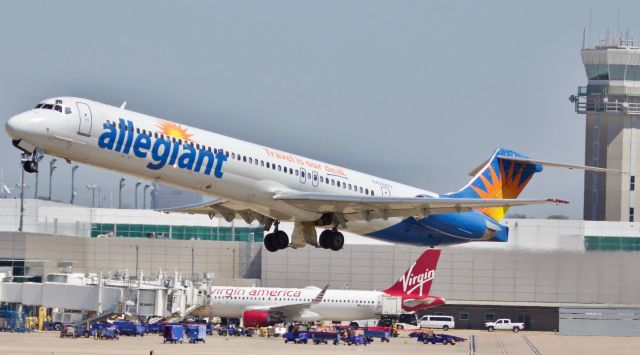 McDonnell Douglas MD-82 (N426NV) - The rare Mad Dog visitor to Love Field. Going to miss seeing these MDs when Allegiant and AA retire them