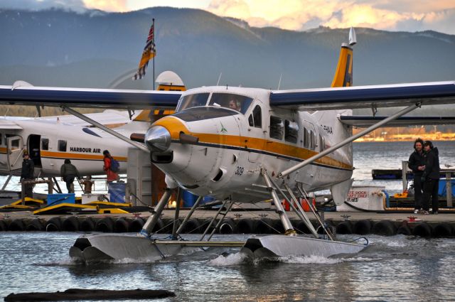 De Havilland Canada DHC-3 Otter (C-FHAA)