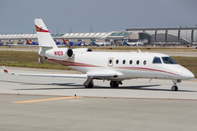 IAI Gulfstream G150 (N1ED)