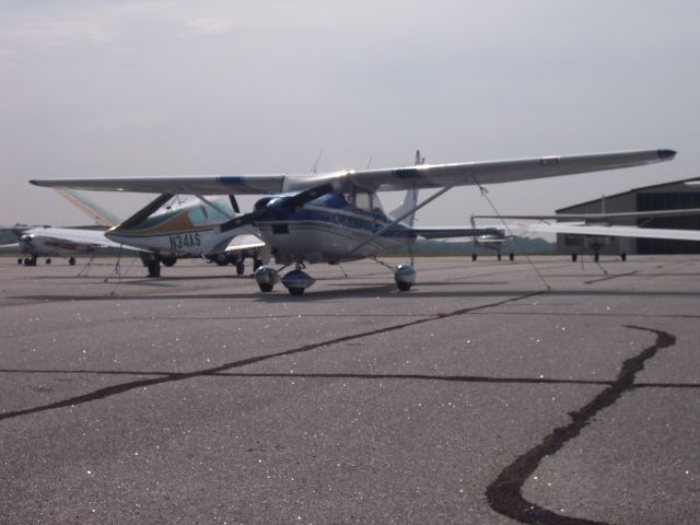 Cessna Skylane (N3329F) - tied down at CCO
