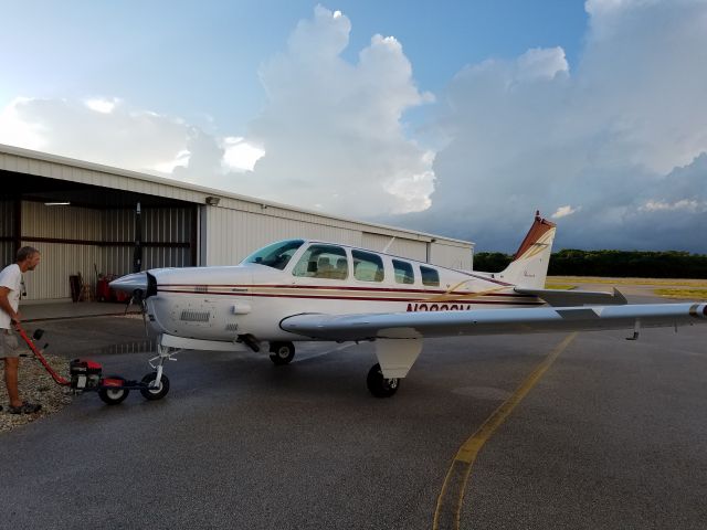 Beechcraft Bonanza (36) (N293SM)