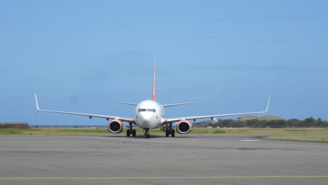 Boeing 737-800 (C-FPRP)