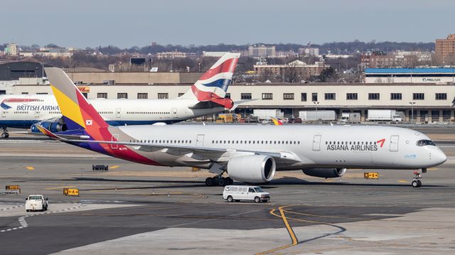 Airbus A350-900 (HL77I) - The A350 taxiing after landing.