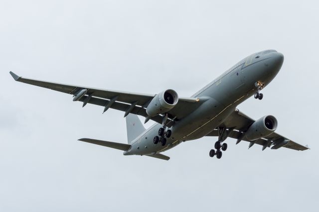 Airbus A330-200 (ZZ-334) - Spotting EPRZ