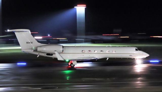 99-0402 — - "sam249" usaf c-37a 99-0402 arriving in shannon tonight 17/12/20.