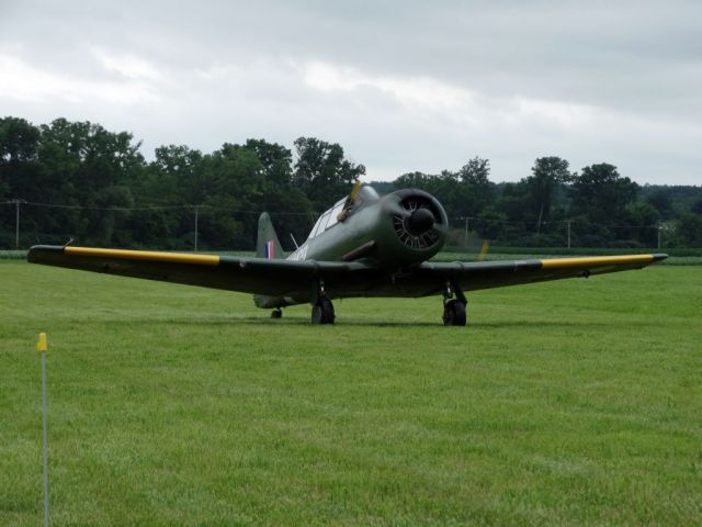 North American T-6 Texan (C-GBQB)