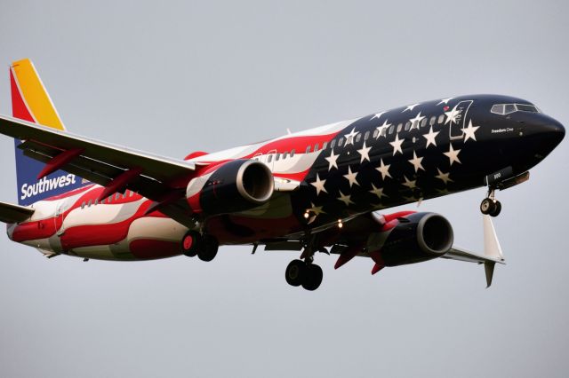 Boeing 737-800 (N500WR) - "Freedom One" arriving on Runway 23 at the Buffalo Niagara International Airport from Baltimore as WN428 br /br /(Photo Taken on 07-19-2021)