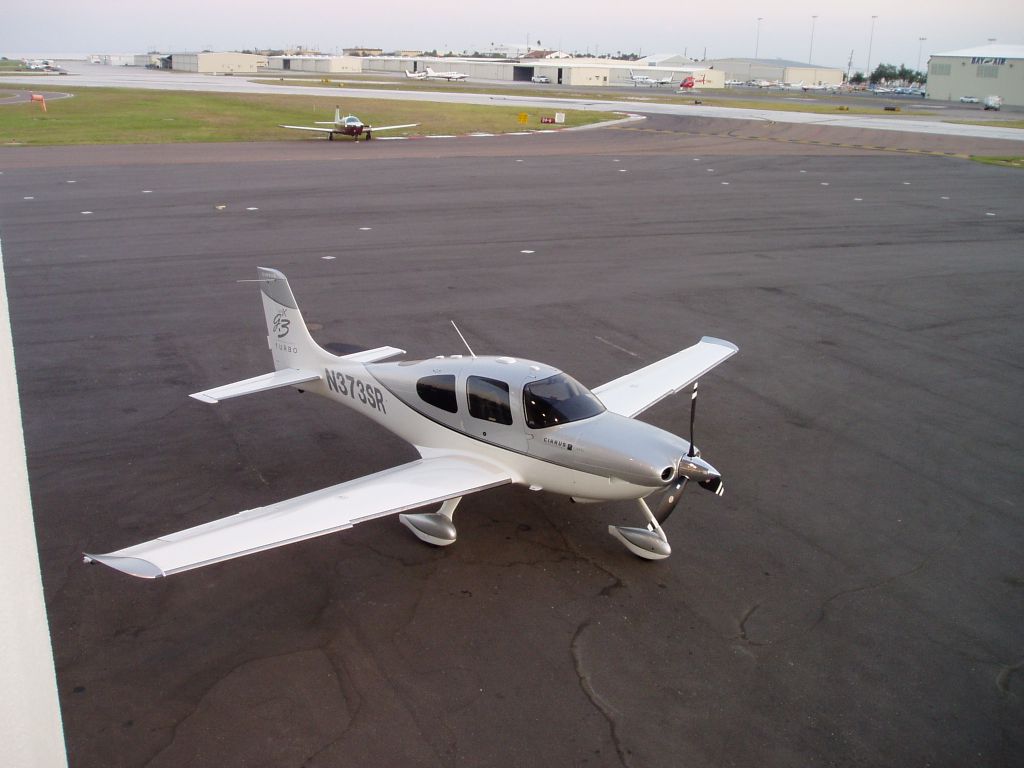 Cirrus SR-22 (N373SR) - Taken on the weekend of the St Petersburg Boat Show, November 2007.