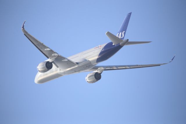 Airbus A350-900 (SE-RSE)