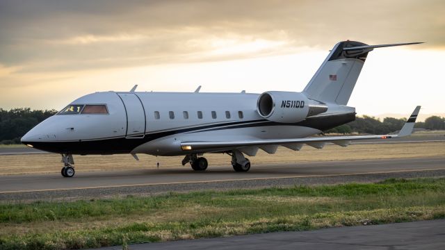 Canadair Challenger (N511DD)