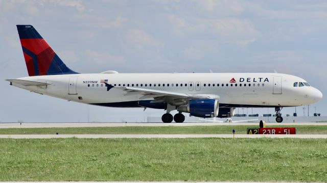 Airbus A320 (N339NW) - 4/15/23