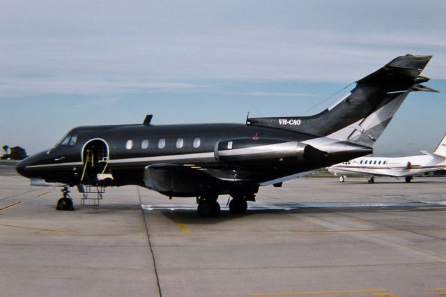 Piper Cherokee (VH-CAO) - BRITISH AEROSPACE HS 125-3B - REG : VH-CAO (CN 21015) - KINGSFORD SMITH SYDNEY NSW AUSTRALIA - YSSY 28/6/1988 35MM SLIDE CONVERSION USING A LIGHTBOX AND A NIKON P0 DIGITAL CAMERA IN THE MACRO MODE.