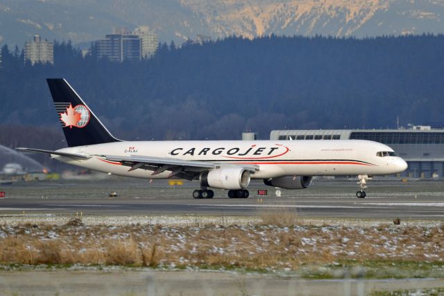 Boeing 757-200 (C-FLAJ)